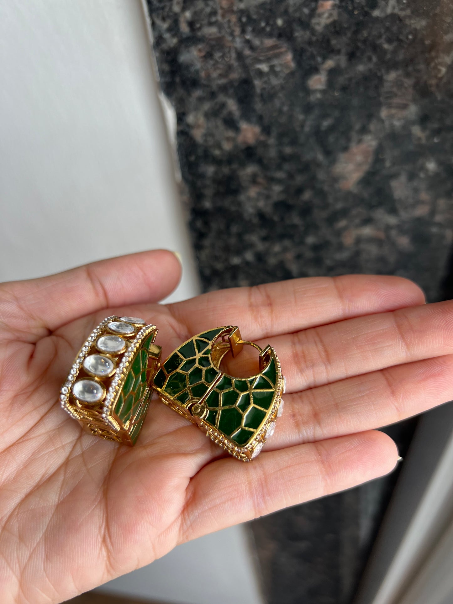 Victoria premium earrings