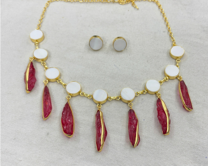 Statement neckplace set