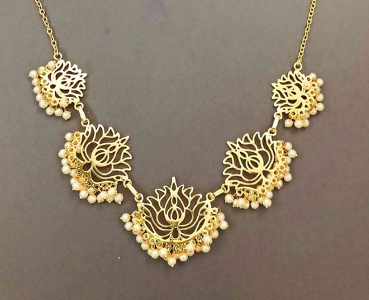 5 Lotus pearl necklace