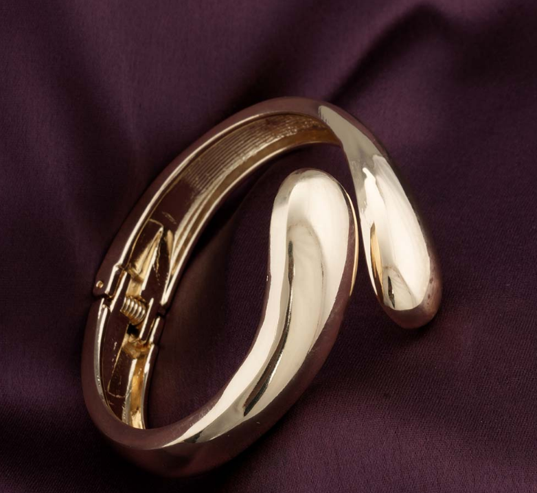 Anti tarnish Bracelet